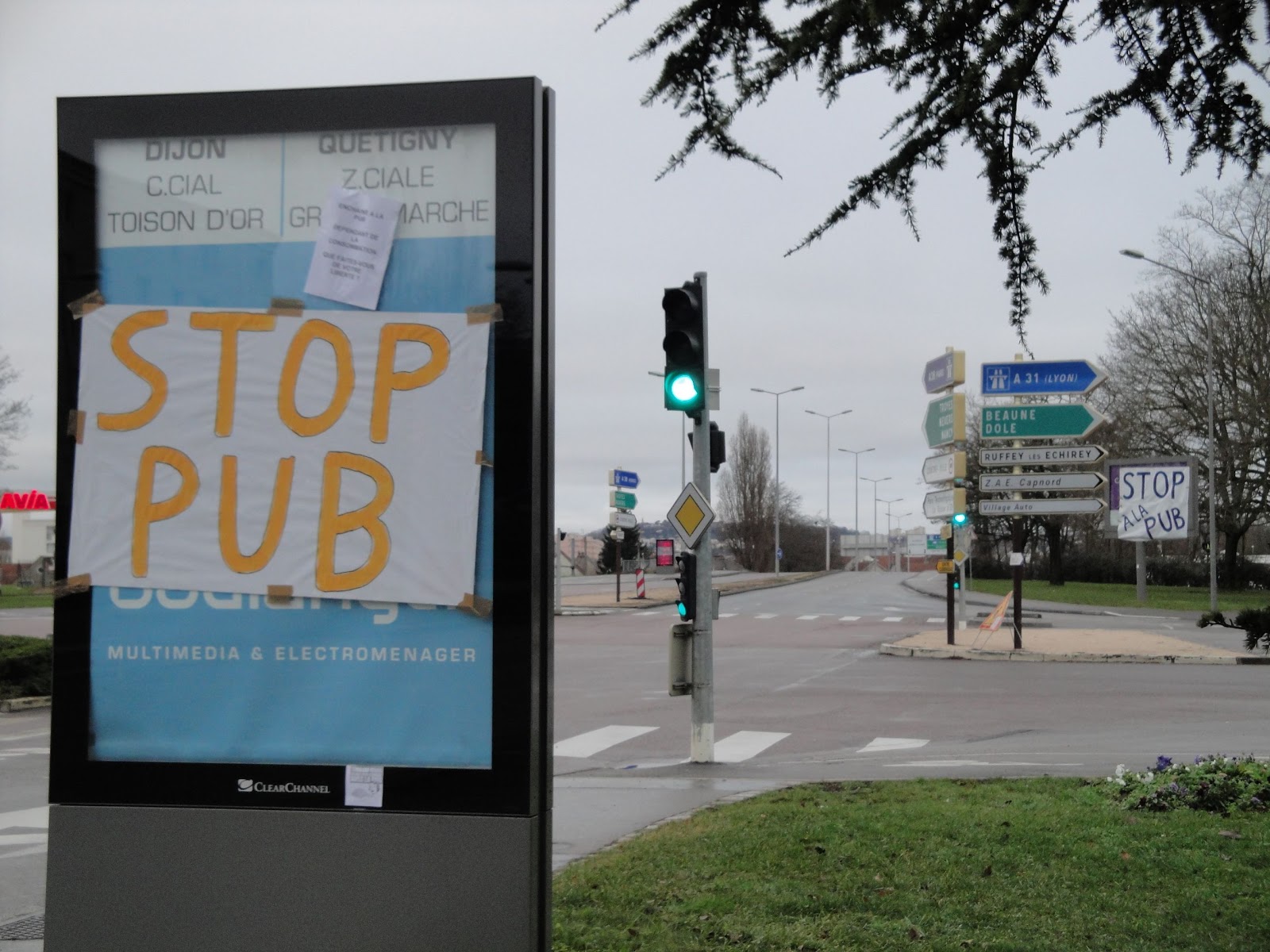 Stop-pub1.jpg